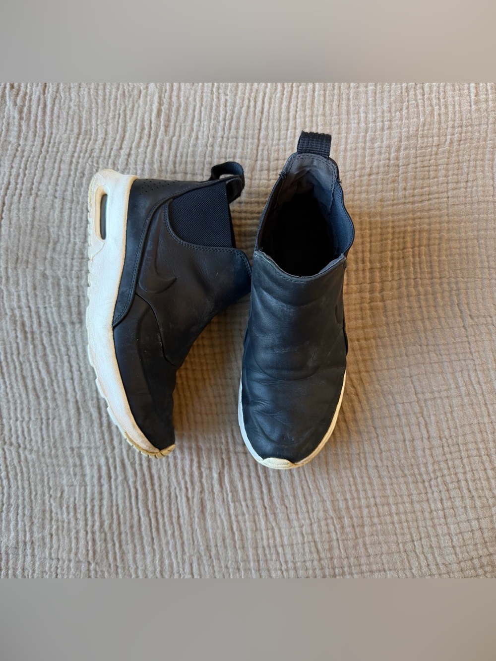 Women’s air max Thea mid tennis